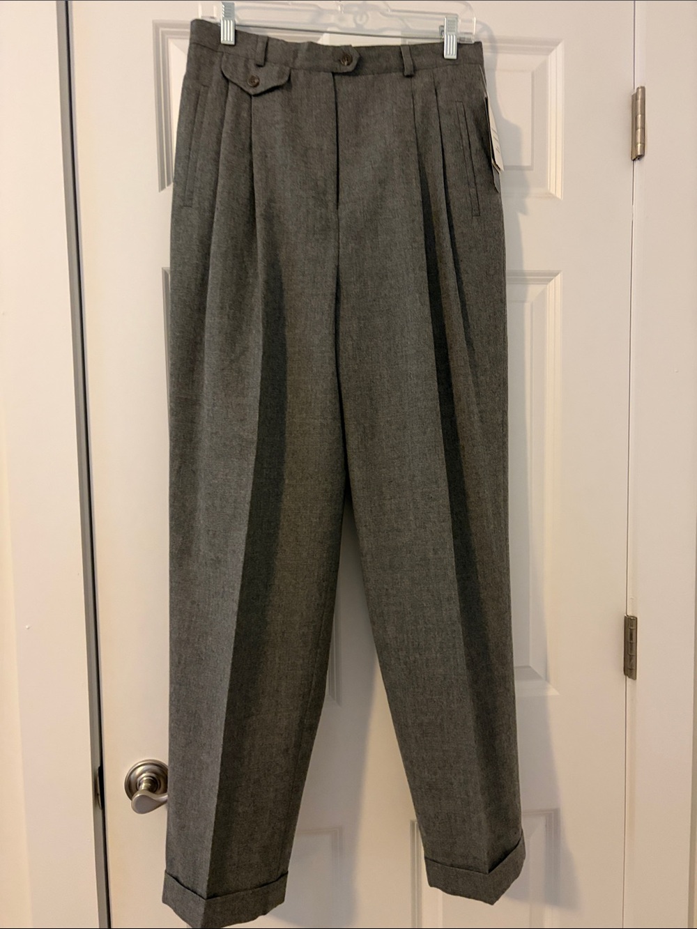 Ralph Lauren women’s Gray Pleated Wool Trousers